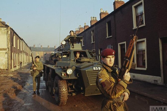 2 Hour Terror and Mural History Belfast taxi Private Tour - Bombay Street and the birth of a new IRA faction
