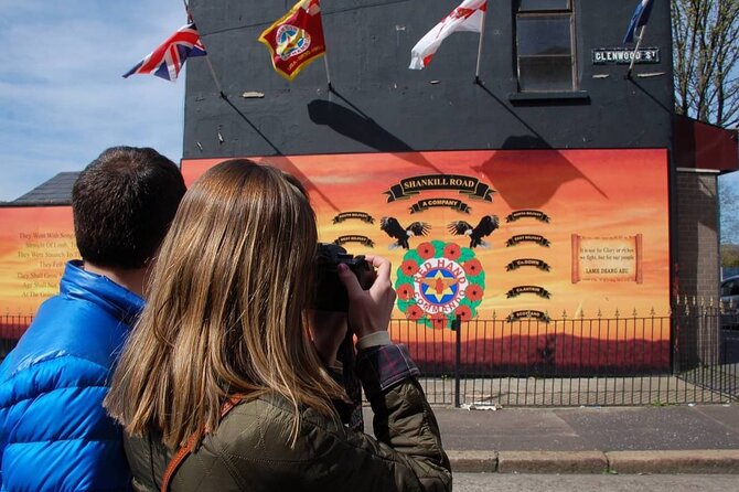 2 Hours Republican & Loyalist Mural Black Taxi Tour from Belfast - Walking the Shankill Road