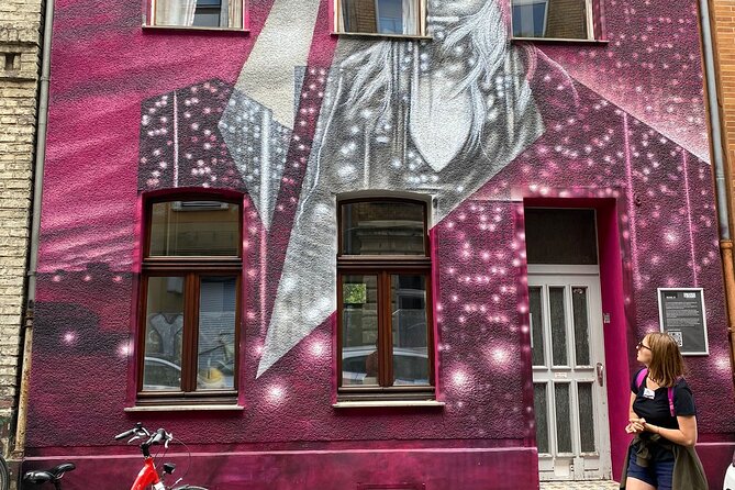 3-Hour Cologne Street Art Bike Tour in Small Group with Guide - Why Cologne works so well by bicycle