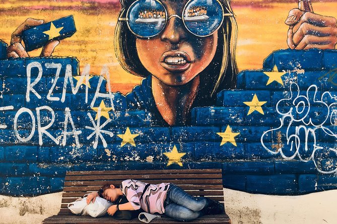 3-Hour Guided Street Art Walking Tour of Lisbon - Graça Viewpoint: Street Art and Workers’ Rights