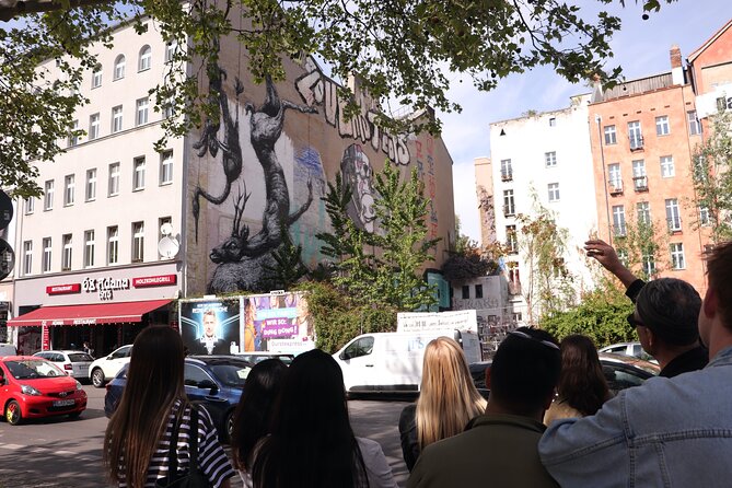 Alternative Berlin & Street Art Tour - Finding art behind Hackescher Markt