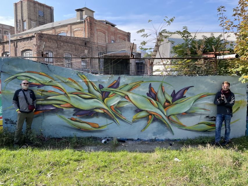 Alternative Bike tour: Graffiti Wall and Peace - Who will enjoy this tour most