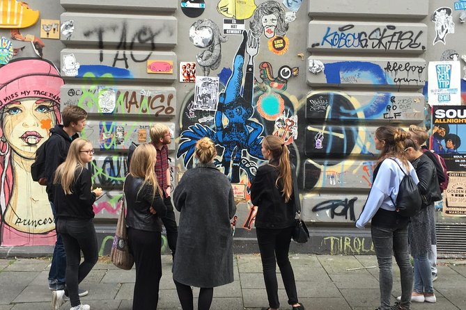Alternative Hamburg Private Alternative Street Art Tour - Starting in Sternschanze near the S-Bahn