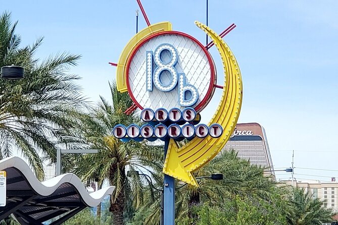 Arts District Eats: Food, Art & Culture Walking Tour in Las Vegas - Guides shape the experience