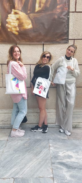 Athens: Graffiti Workshop and Tote Bag Painting Experience - Painting your own Athens souvenir
