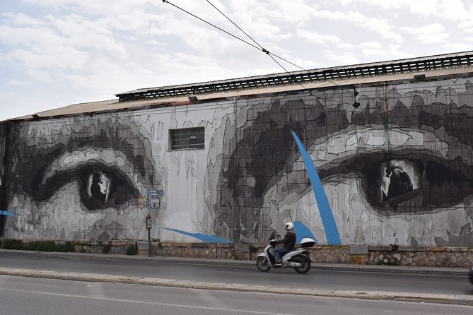 Athens street art tour - What the guides do best