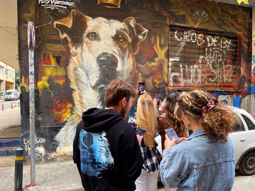 Athens: Street Art Treasure Hunt with Food Stop - The food stop at Galiántra