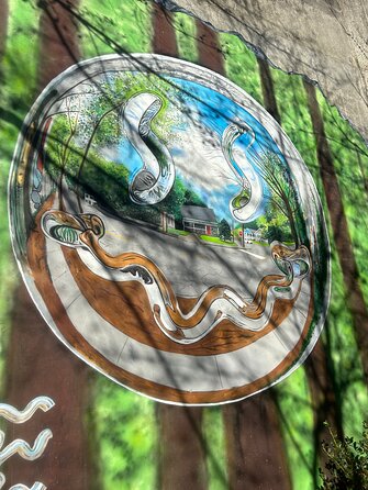 Atlanta Street Art and BeltLine Tour with Happy Hour and Activity - What the guides add to the experience