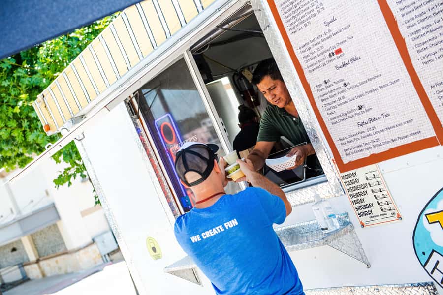 Austin: Street Art and Street Food Tour - Why Austin street art makes a good first tour