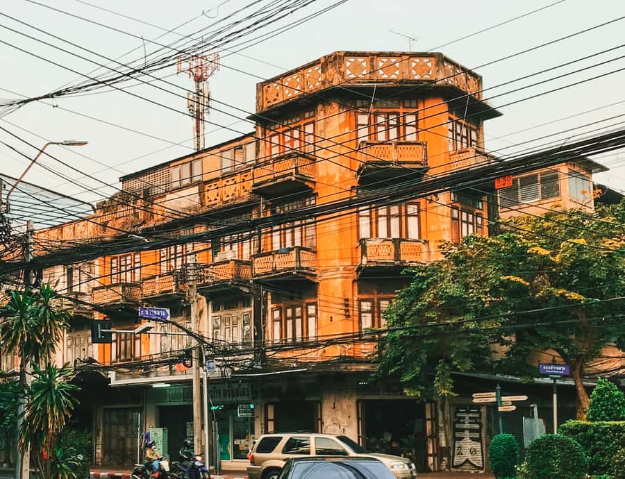 Bangkok: Street Art and Street Food Walking Tour - From Saphan Taksin to Bangkok’s food trail