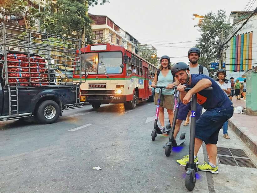 Bangkok: Street Art e-Scooter Tour of Chinatown - Key things to know before you book