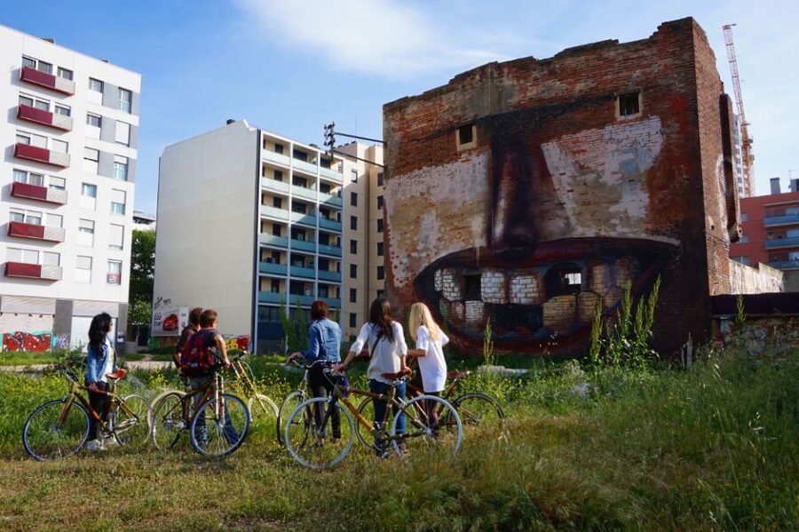 Barcelona: 3.5-Hour Street Art Tour by Bamboo Bike - What the guide adds to the painted walls