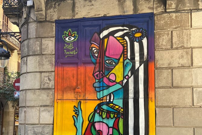Barcelona Art & Wine: Galleries, Studios & Street Art - Why this Barcelona art walk feels different