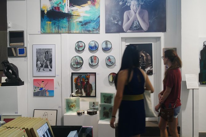 Barcelona Art & Wine: Galleries, Studios & Street Art - What the $43.37 price gets you