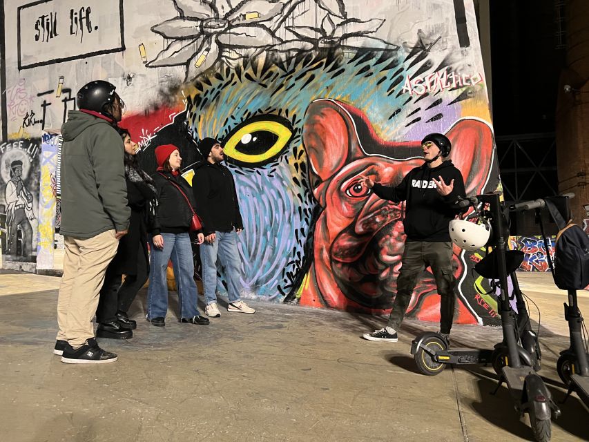 Barcelona: Graffiti E-Scooter Tour - Riding between Barcelona’s famous and overlooked sides