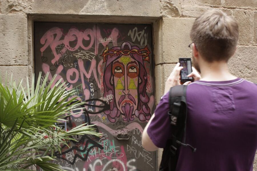 Barcelona: Raval Street Art and Graffiti Walking Tour - Why Raval makes a good street art tour