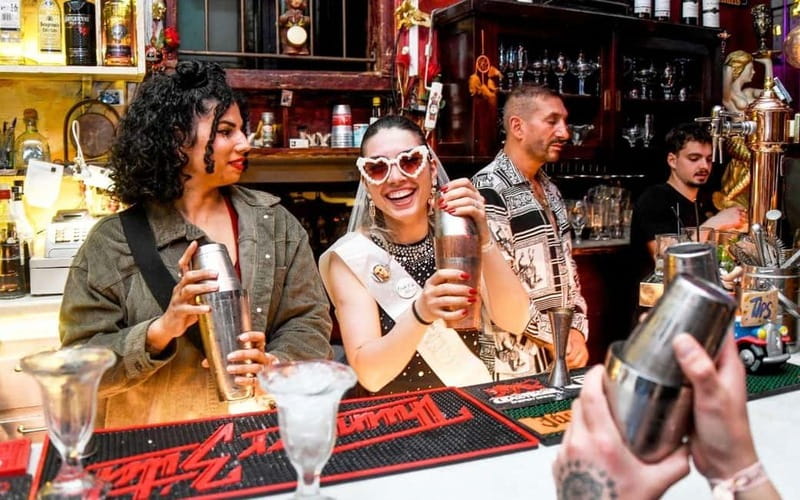 Barcelona Street Art, Graffiti & Tapas Tour - Following the graffiti through Raval