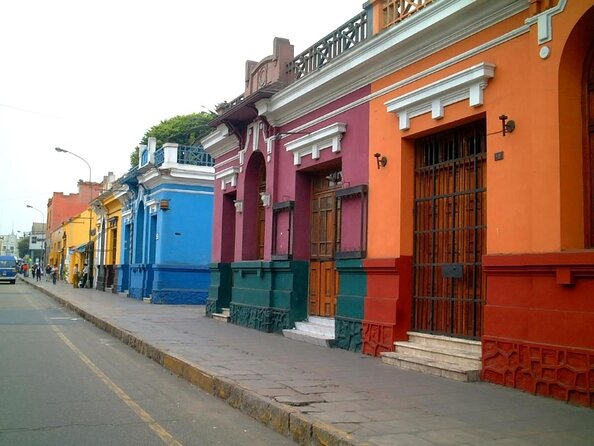 Barranco Art and Food Tour: Graffiti Walk and Culinary Delights - Barranco in one afternoon: art, food, and old Lima