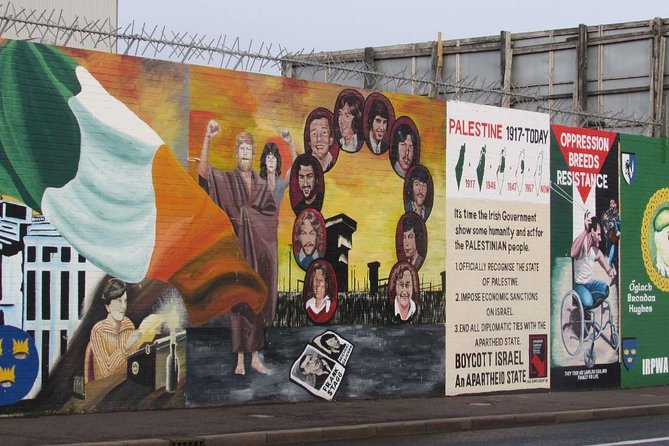Belfast: Murals Taxi Tour - Crumlin Road Gaol and the route to Shankill