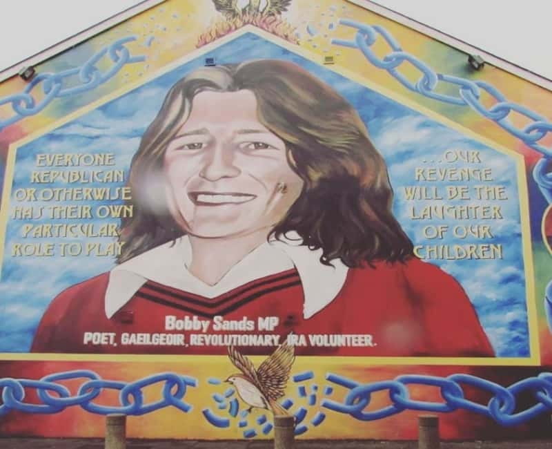 Belfast: Murals Taxi Tour - A private taxi, not always a traditional black cab
