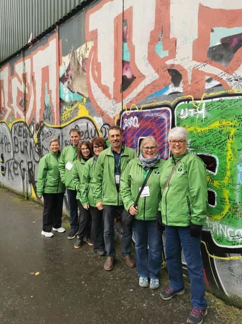 Belfast: Political Mural Taxi Tour - Shankill Road and a different political tradition