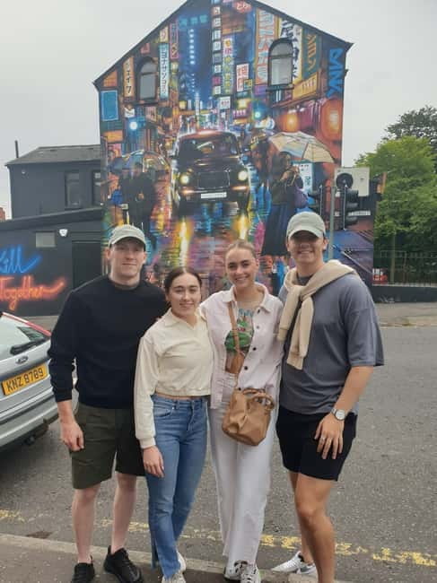 Belfast: Private Black Taxi Cab Political Murals Tour - Price, pickup, and practical value