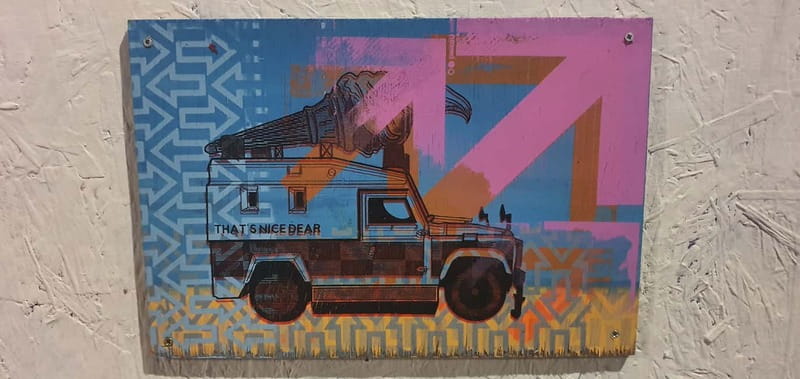 Belfast : Pub Music , Street Art Experience Walking Tour - Music, memory, and Belfast’s troubled past
