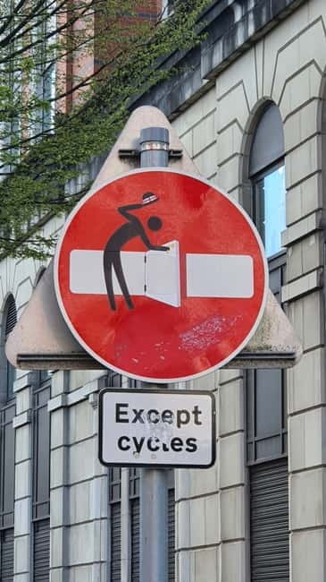 Belfast Troubles : Murals, Street Art, and Peace Wall Tour - What three hours feels like on foot