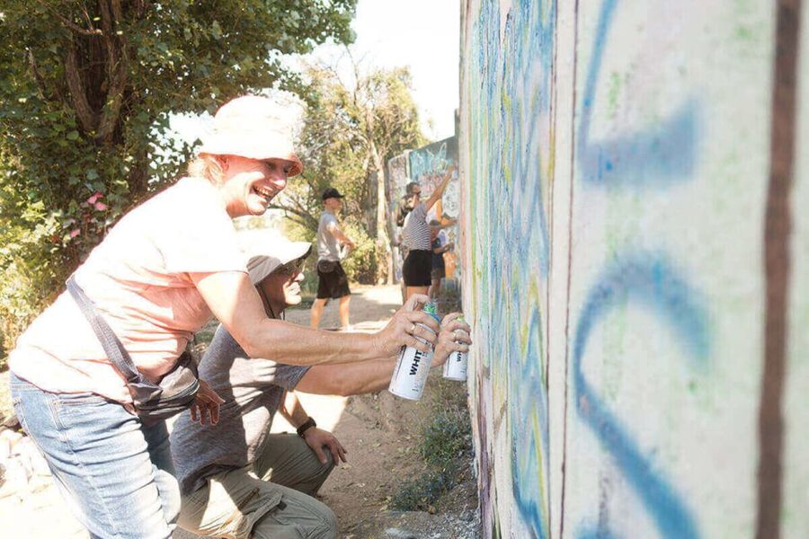 Berlin: Graffiti Workshop at the Berlin Wall - Meeting the artist and choosing your design