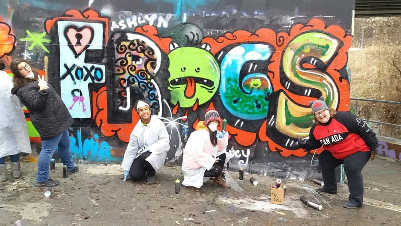 Berlin Graffiti Workshop For Groups & Team-Buildings - Meeting at Axel-Springer-Straße 40-41