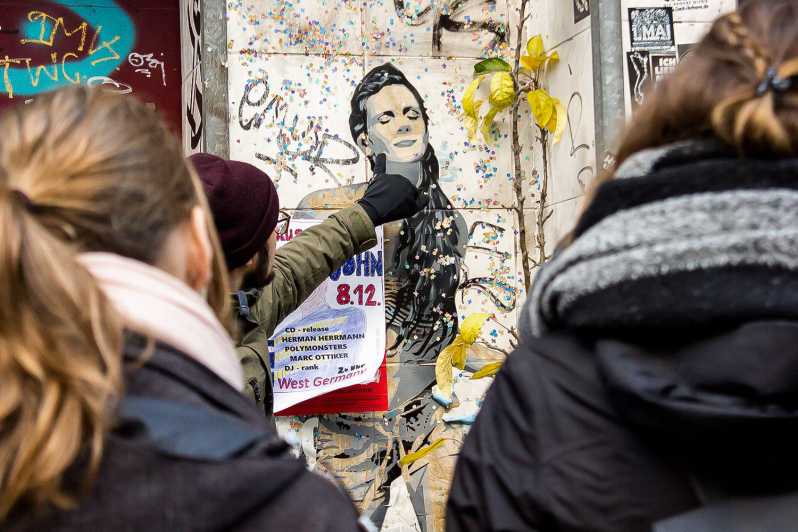 Berlin: Private Kreuzberg Street Art Walking Tour - Reading the Big Murals in Kreuzberg