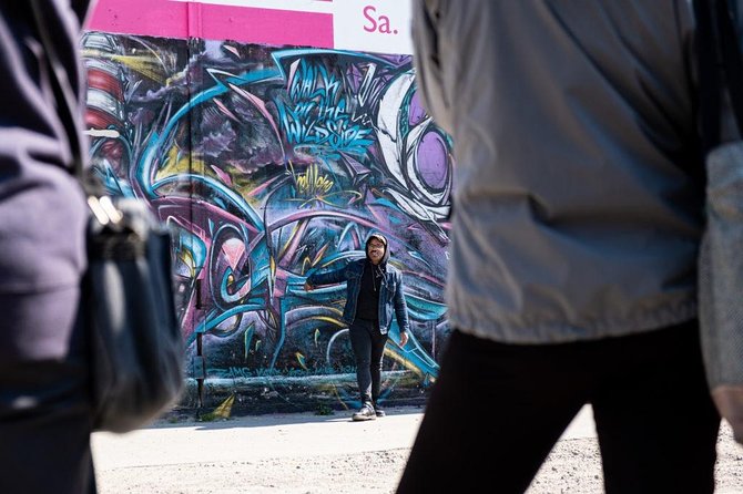 Berlin Street Art Walking Tour - Off The Grid - What the guide adds to the experience