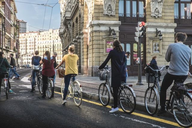 Bilbao: Street Art Small Group E-Bike Tour - Starting in Bilbao La Vieja