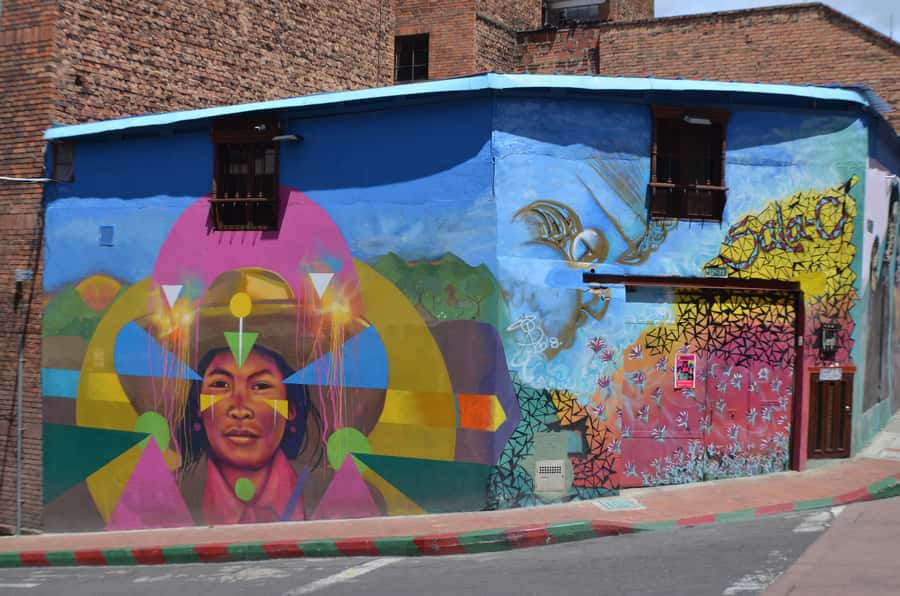 Bogotá: La Candelaria Graffiti & Urban Art Guided Tour - Why Bogotá’s street art deserves a guided walk
