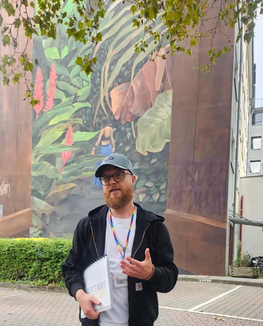 Bonn Old Town: Street Art and Graffiti Tour - The stories behind the paint