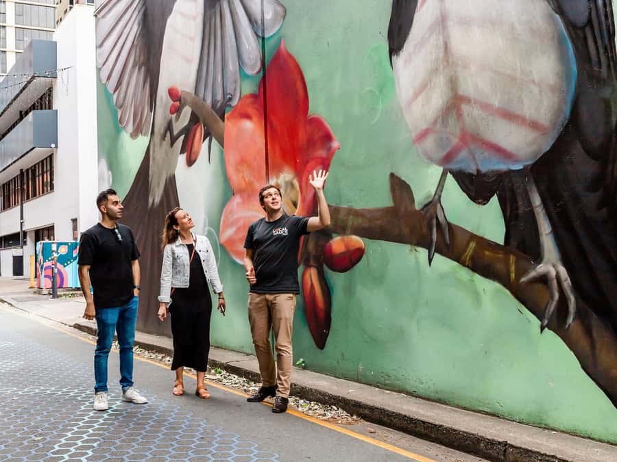Brisbane: Small Bars and Street Art Tour with a Drink - The Thursday route from the city to West End