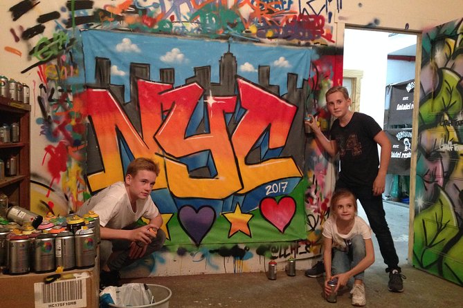 Brooklyn Street Art Tour - A Small Group Makes a Difference