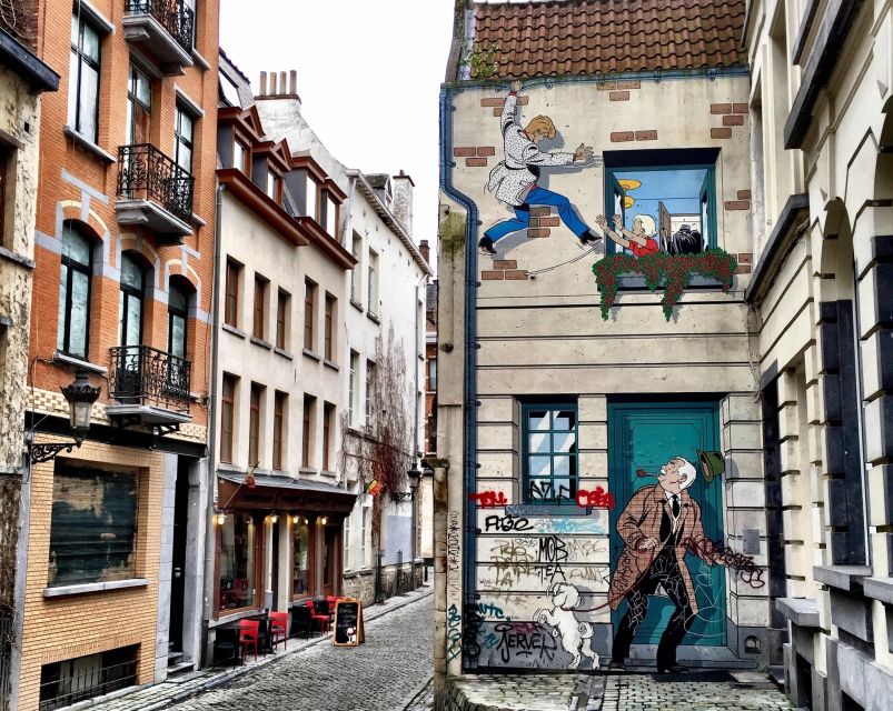 Brussels Comics & Street Art: Private Walking Tour - Why Brussels works so well for a comics walk