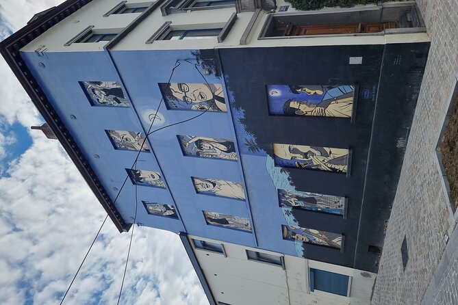Brussels through its comics murals - The first murals: comics as a city guide