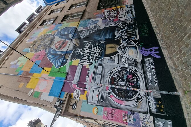 Brussels through its comics murals - Who will enjoy this tour most