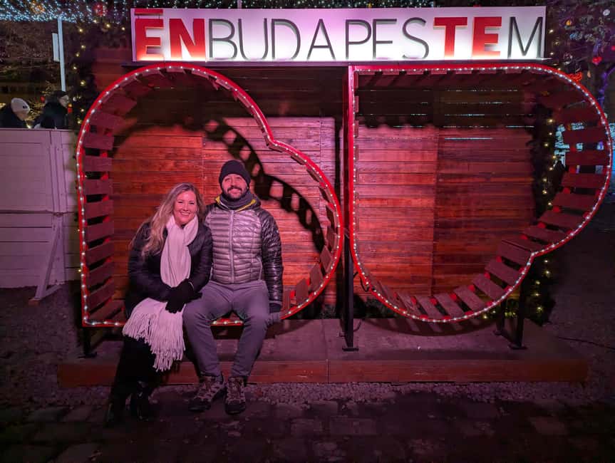 Budapest: Ruin Bars, Street Art, and Jewish Quarter Tour - Practical details that shape the evening