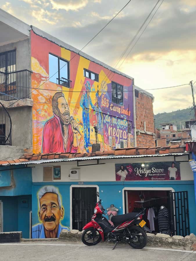 Cali: Comuna 20 Siloé Street Art Tour - Is $32 good value for 2.5 hours?