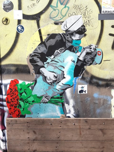 Cologne: Street Art Walking Tour Belgian Quarter - Murals, graffiti, and work that may vanish