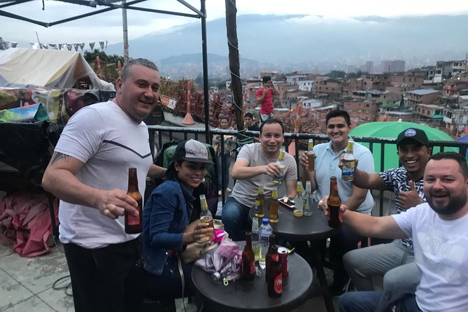 Commune 13, Graffitour street food. History.All inclusive - Why Comuna 13 matters to this Medellín tour