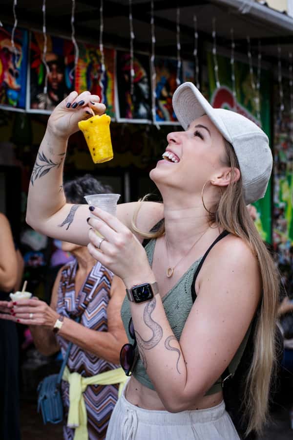 Comuna 13: Graffiti Tour with Tasting, Live Show, & Gallery - What $31 buys you