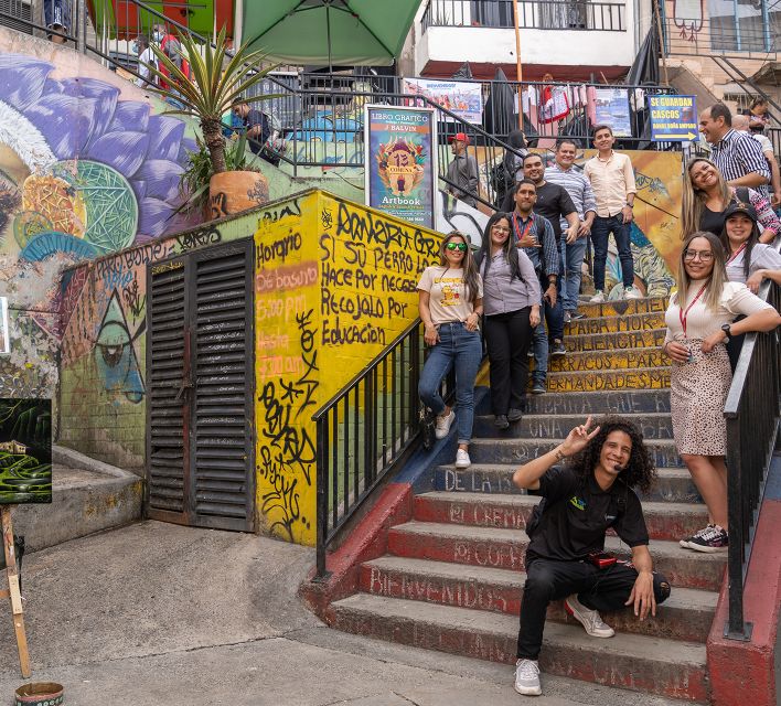 Comuna 13: Graffiti Tour with Tasting, Live Show, & Gallery - Who should book this Comuna 13 tour