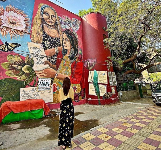 Delhi Street Art Tour: Explore the Murals & Visit a Stepwell - Should you book the Lodhi street art tour?