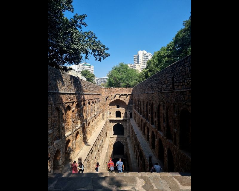 Delhi Street Art Tour: Explore the Murals & Visit a Stepwell - Dosa and filter coffee at the finish