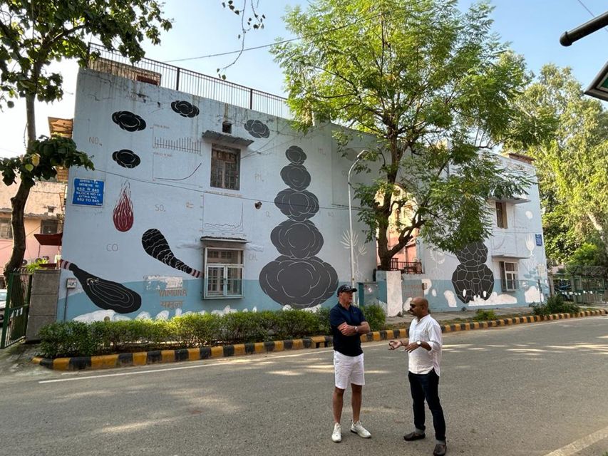 Delhi Street Art Tour: Explore the Murals & Visit a Stepwell - Who should book this Delhi experience?