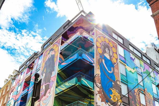 Dublin : Street Art Walking Tour - St. Michan’s Church and the darker side of Smithfield